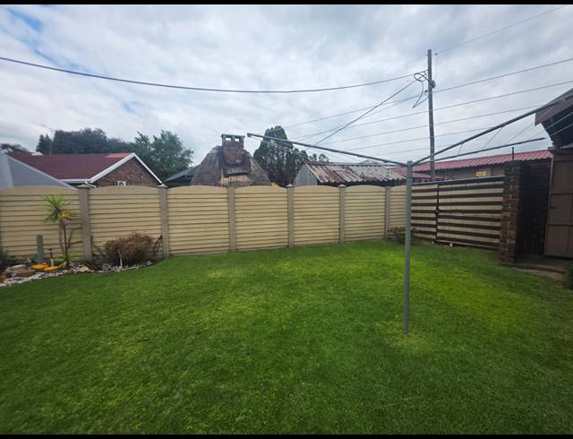 4 BEDROOM HOUSE FOR SALE IN VANDERBIJLPARK SW 2
